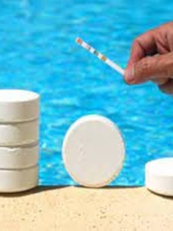 OTO Tablets l OTO is used to measure Total Chlorine levels in swimming pools. 